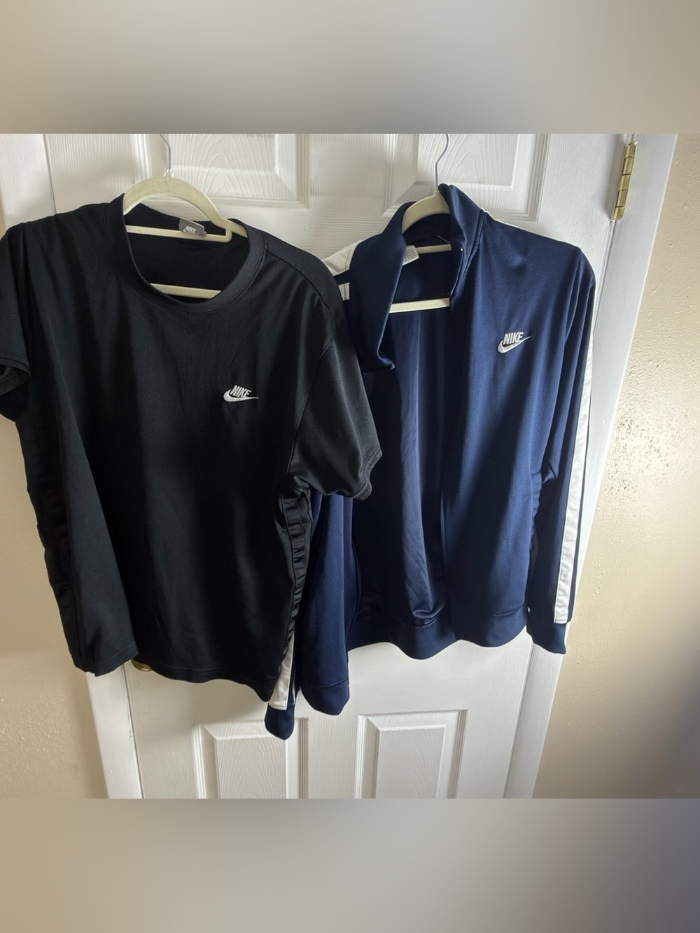 Nike Black Short-Sleeve Tee & Navy Zip Track Jacket Set L & XL